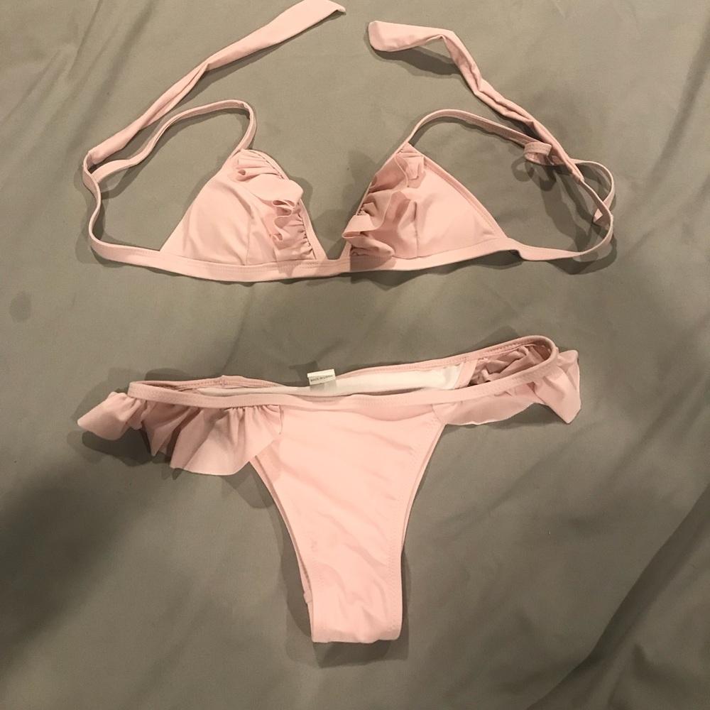 CHEEKY RUFFLE BIKINI - never worn!! - Picture 3 of 7